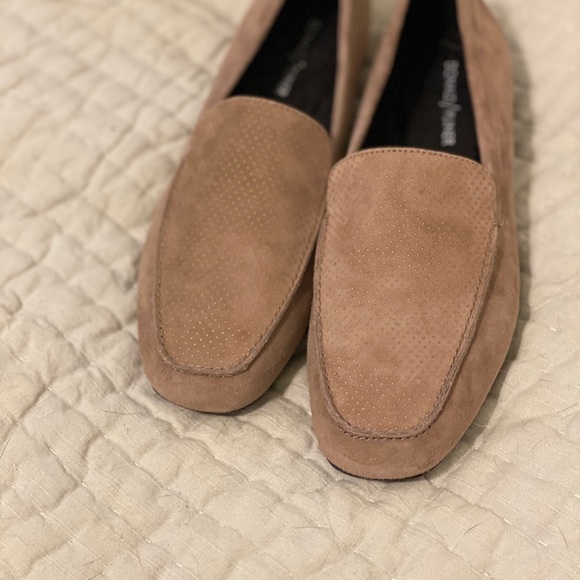 Donald Pliner Donita loafers Taupe Kid Suede 8.5 M - Picture 2 of 5